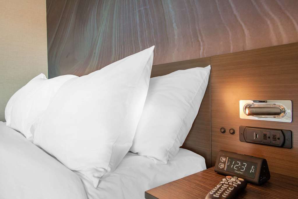 Hotel Centro Sonoma Wine Country, Tapestry Collection Hilton Rohnert Park Phòng bức ảnh