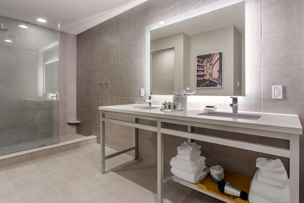Hotel Centro Sonoma Wine Country, Tapestry Collection Hilton Rohnert Park Phòng bức ảnh
